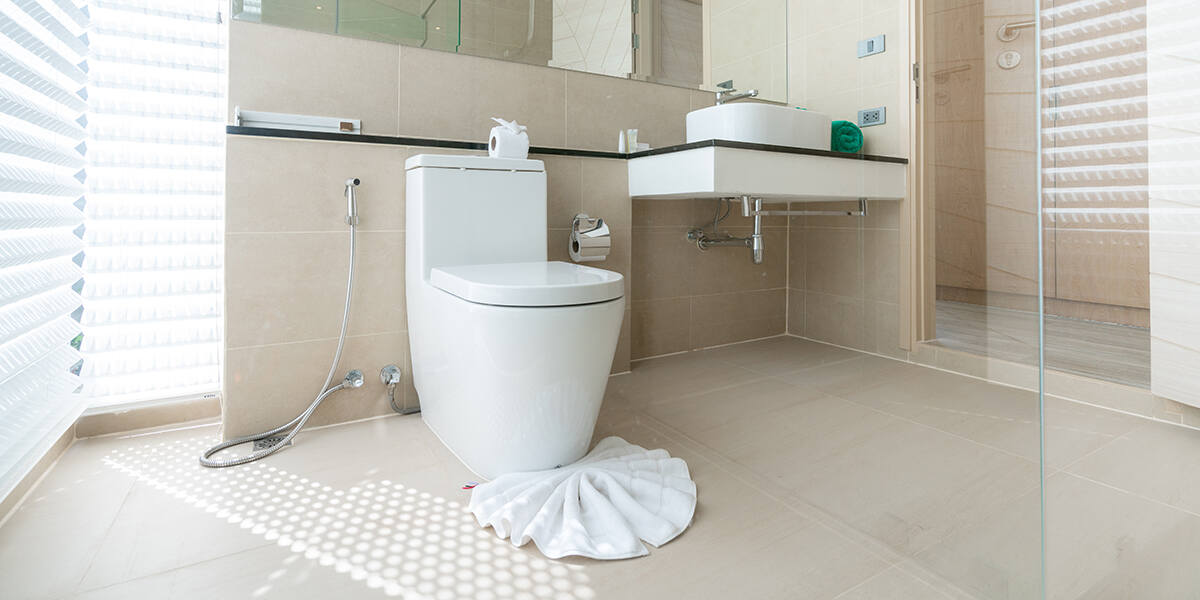 can a running toilet cause a high water bill